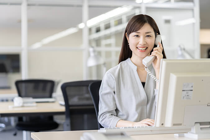 販売現場を支えるサポートスタッフを派遣